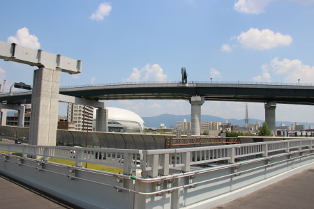 大阪モノレール延伸区間 連絡橋より門真ジャンクション中央を見る