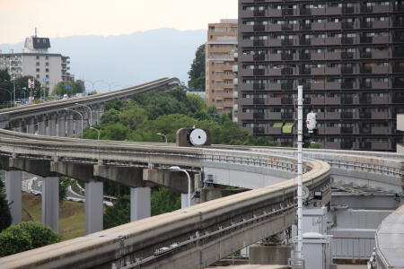 千里中央駅先の車止め 大阪モノレール本線