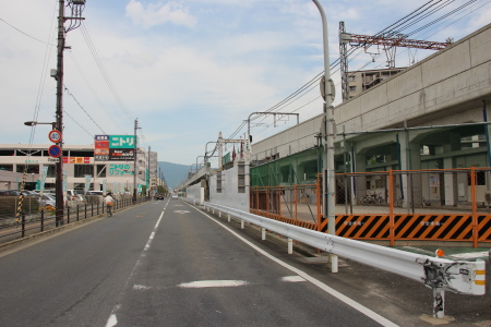 高架化工事が完了した近畿日本鉄道奈良線