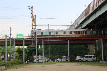 大阪モノレール新駅、鴻池新田駅建設予定位置の公園