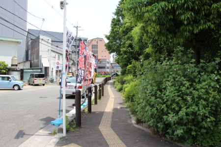延伸ルートを左折後東大阪市役所方向を振り返る