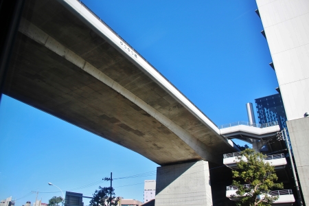 多摩モノレール延伸ルート上のゆうゆう橋