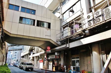 JR東京モノレール両浜松町駅間の連絡通路
