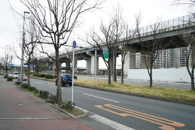 大阪モノレール延伸南伸車庫側面