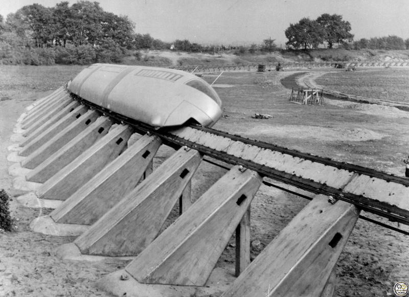 ケルン・フューリンゲン試験場と試験車両